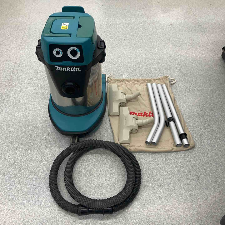 ☆マキタ(makita) 集じん機 VC3200【八潮店】