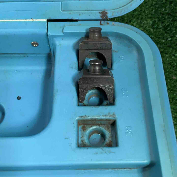 ◇泉精器(IZUMI) 手動油圧式工具 EP-38【草加店】