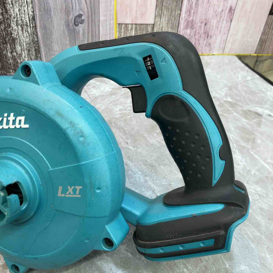 ☆マキタ(makita) コードレスブロワ UB182DZ【八潮店】