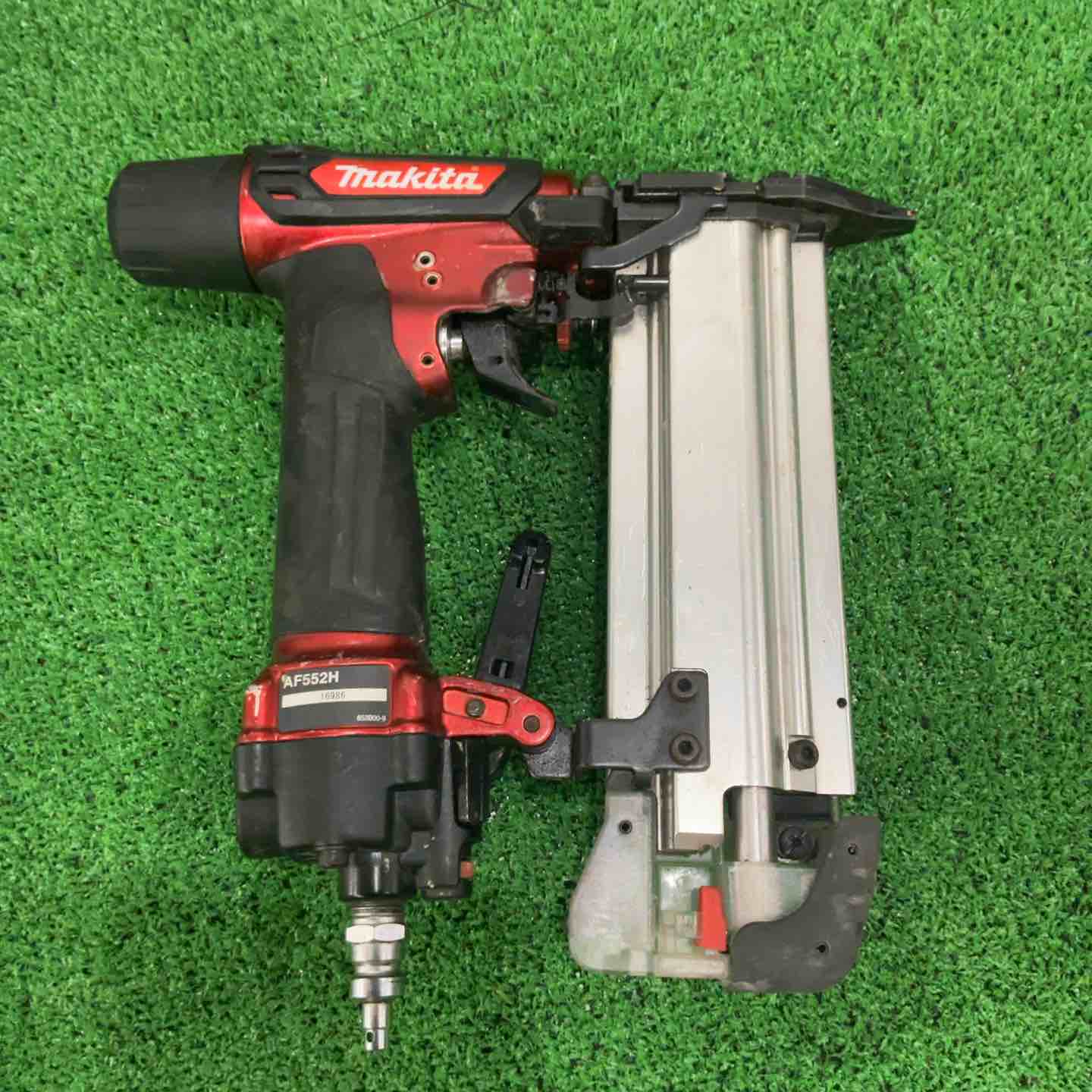 ☆マキタ(makita) 高圧フィニッシュネイラ AF552H 動作確認済【川口店