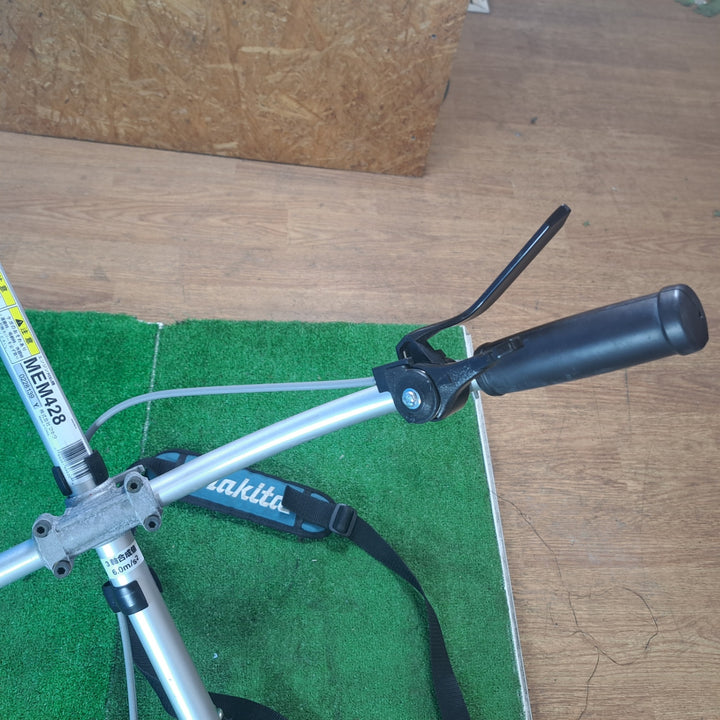 【店頭受取り限定】マキタ(makita) 4ストロークエンジン刈払機 MEM428【岩槻店】