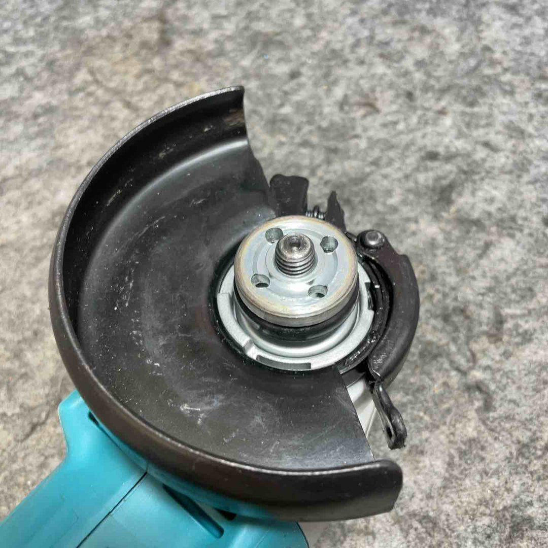 マキタ(makita) コードレスディスクグラインダー GA404DZ 6.0Ahバッテリー付【桶川店】