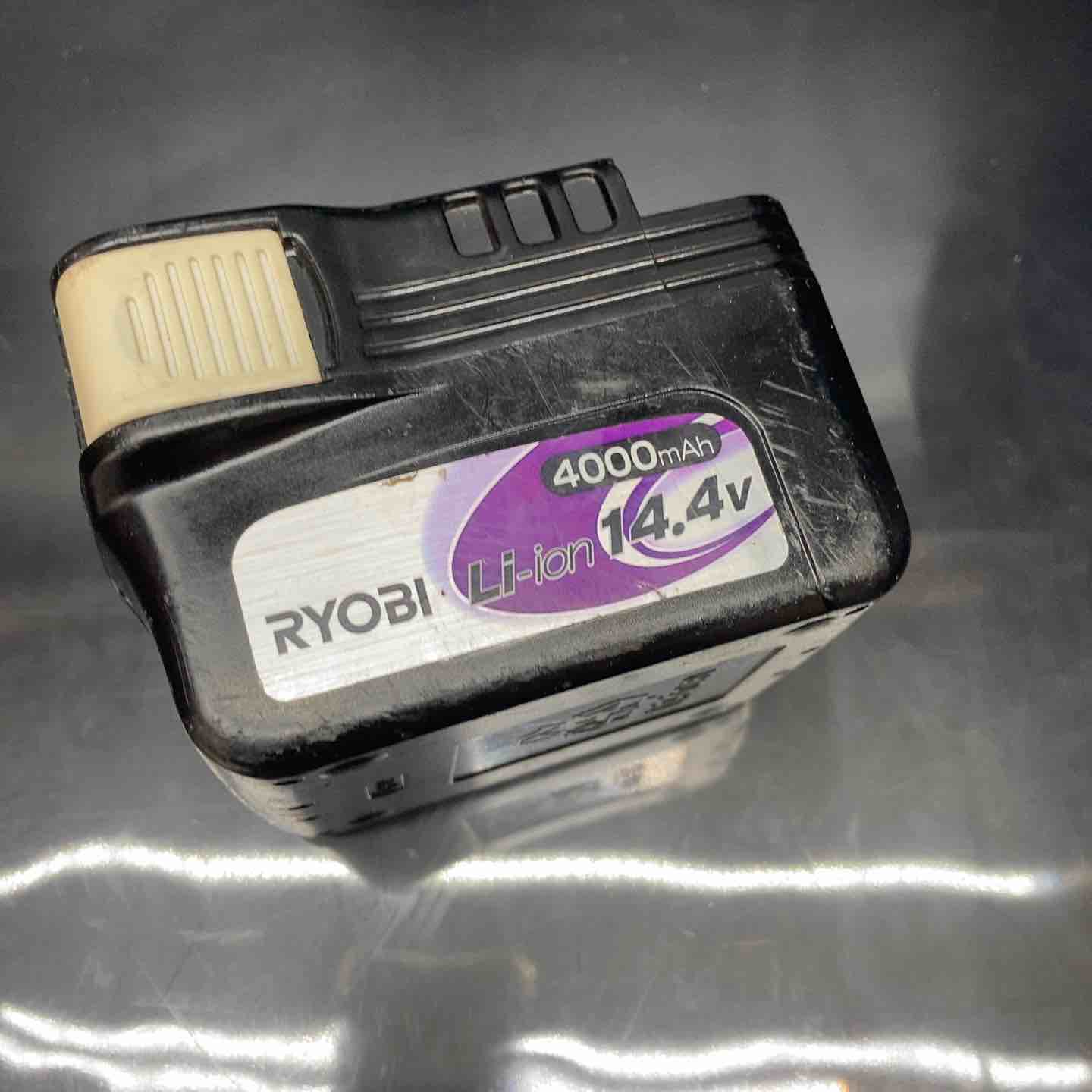 ◇リョービ(RYOBI) コードレス小型レシプロソー BRJ-120【川越店
