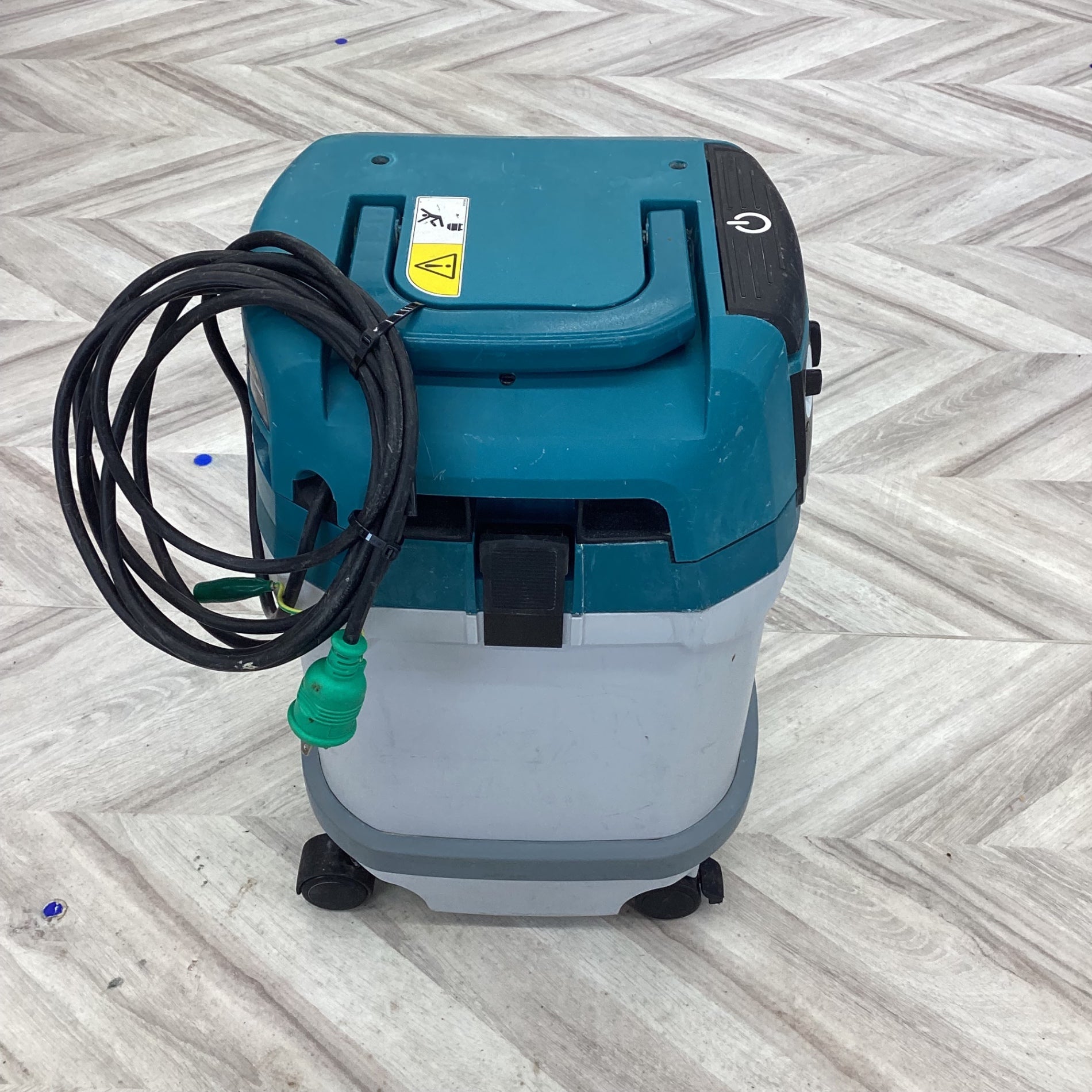 ☆マキタ(makita) 集じん機 乾式 VC2530【越谷店】 – アクト