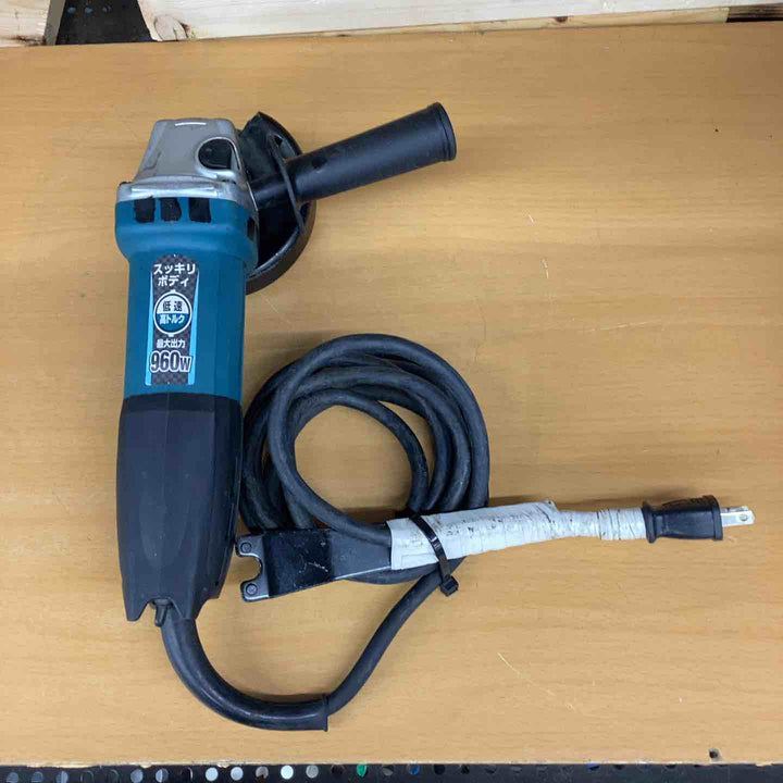☆マキタ(makita) 100mmディスクグラインダ GA4032【越谷店】