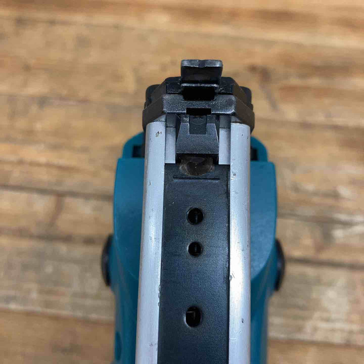 【中古品】 ☆マキタ(makita) コードレスタッカ ST420DZK 【東大和店】