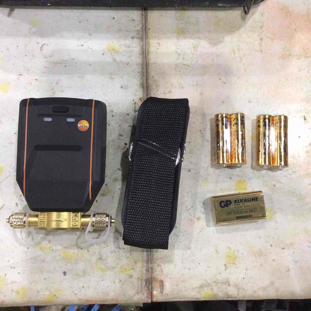 テスト(testo) スマートスケール&スマートバルブ 560i Kit 自動充填セット チャージングスケール【川口店】