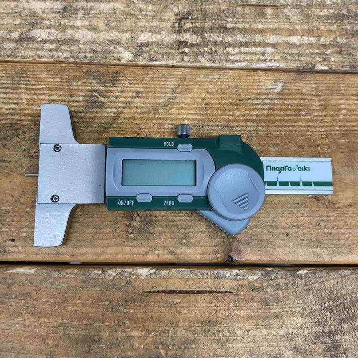 【中古美品】 新潟精機　デジタルデプス　GDCS-25STG 計測器 ノギス 【東大和店】