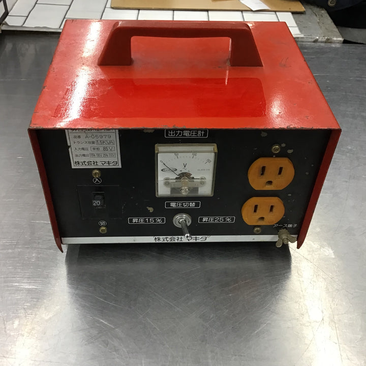 〇マキタ(makita) 昇圧器 DXタイプ A-05979 トランス【所沢店】