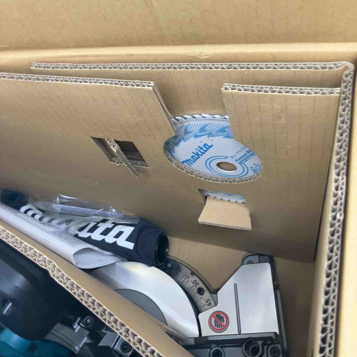 【未使用(店頭展示品)】★マキタ(makita) コードレススライドマルノコLS009GZ【東大和店】