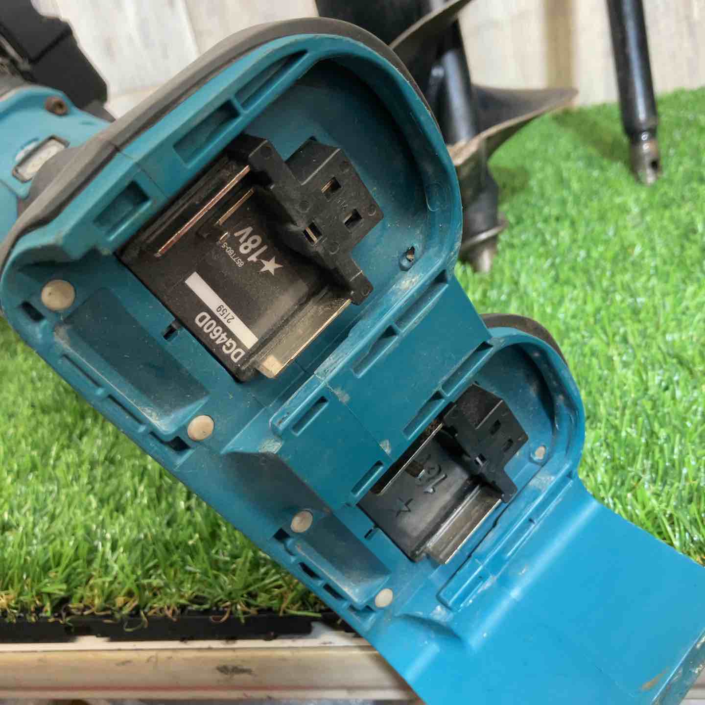 ◇マキタ(makita) コードレスアースオーガ  DG460DZ【戸田店】 ◇マキタ(makita) コードレスアースオーガ DG460DZ【戸田店】 – アクト