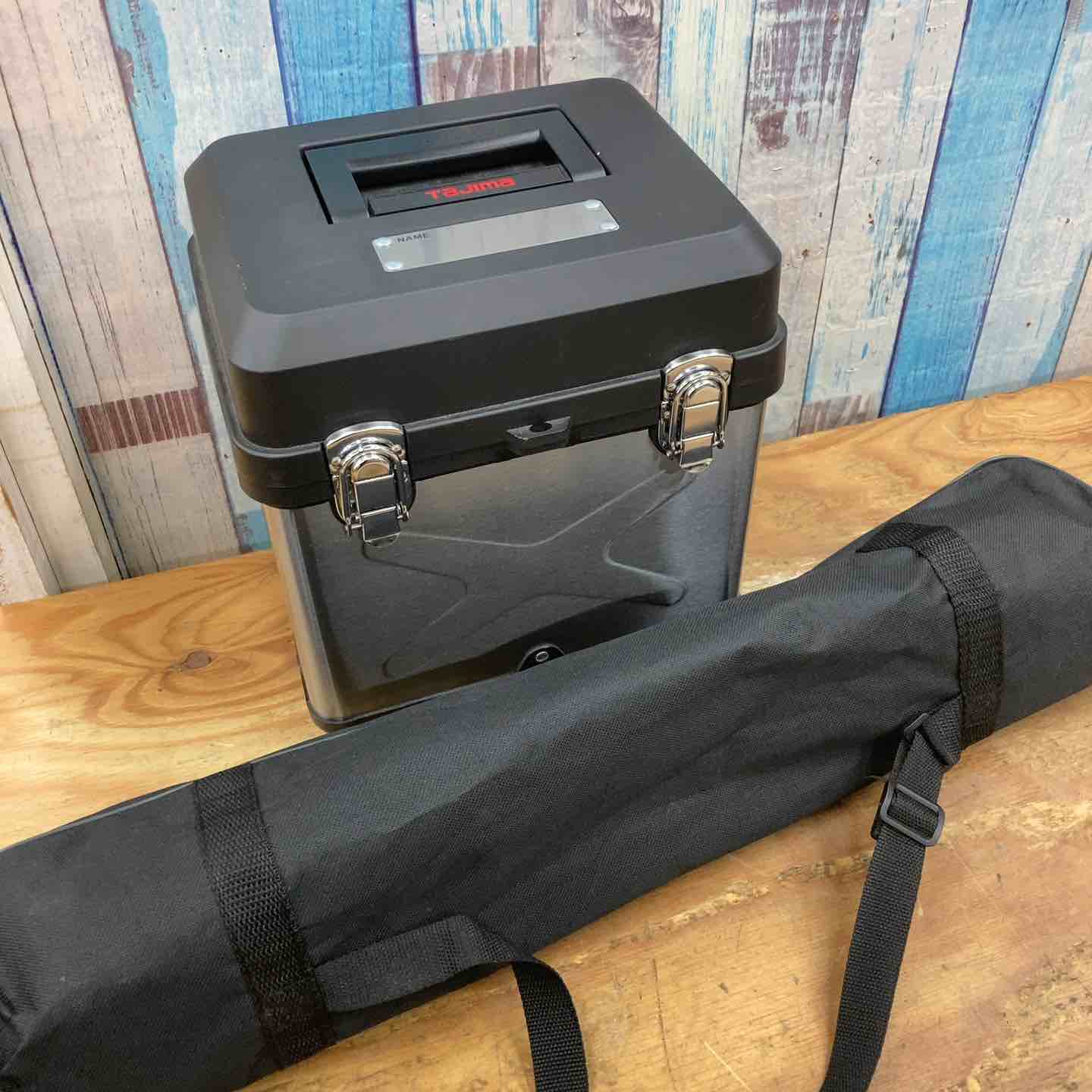 値下げしました！【中古】タジマ TAJIMA ZEROBL-KJC 墨出し器 ケース・バッテリ・ACアダプタ・受光器付き 未校正 Tajima（タジマ） タジマデザイン ZEROBL-KJC フルラインブルー