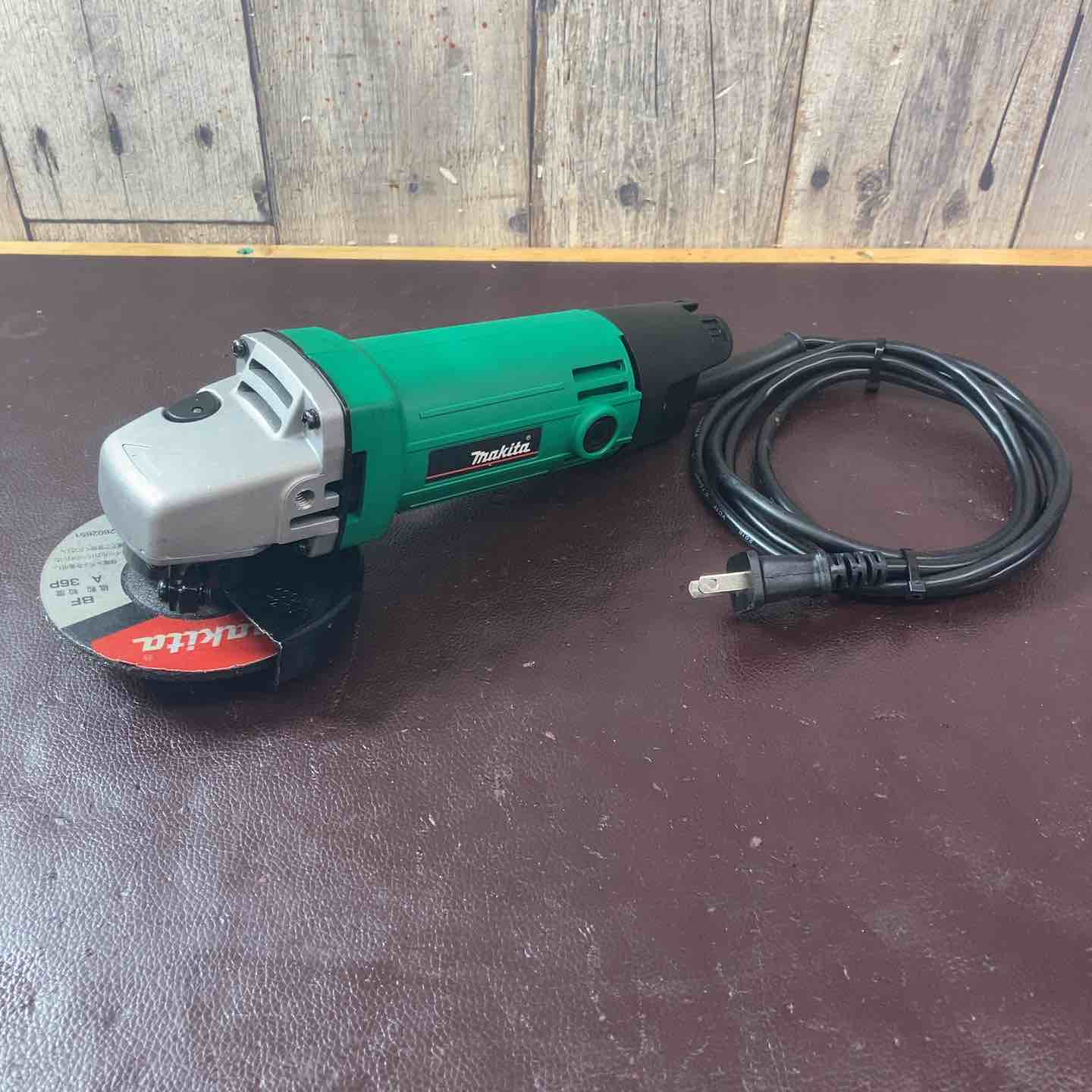 中古品】 マキタ(makita) ディスクグラインダー M959 【東大和店 中古品】 マキタ(makita) ディスクグラインダー M959 【東大和店