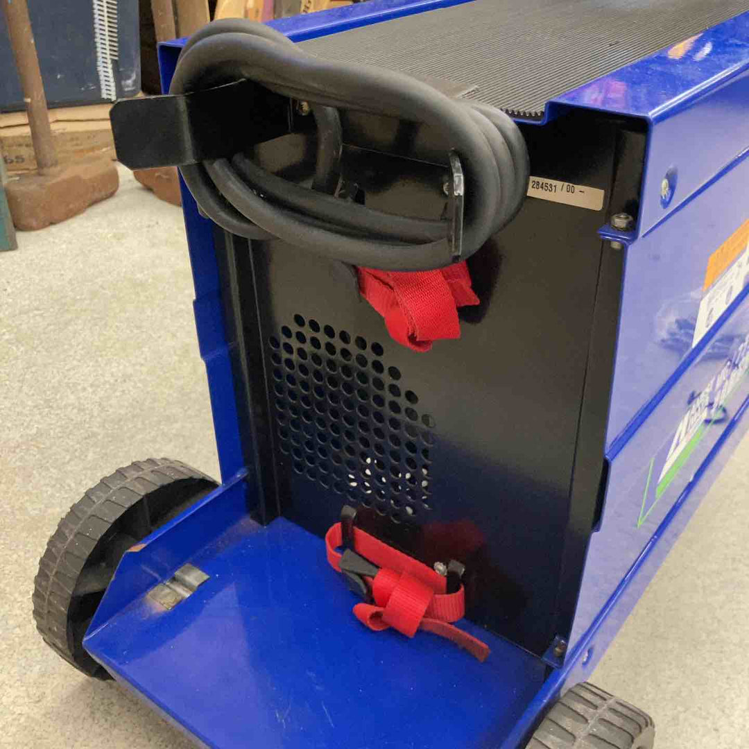 【店頭受取り限定】アネスト岩田 100V 半自動 溶接機 WG3010 MIG/フラックスコア【八潮店】