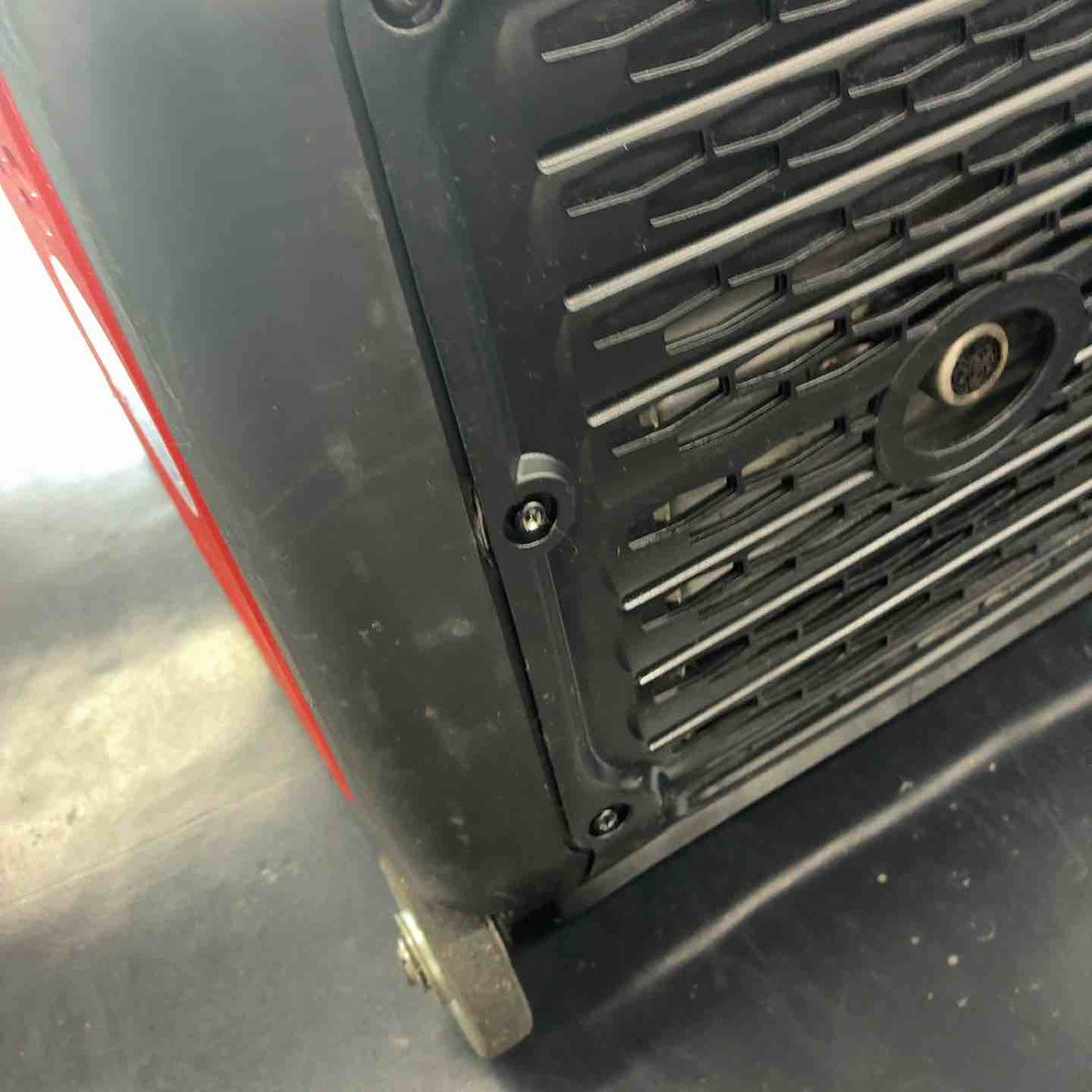 【店頭受取り限定】☆ワキタ インバーター式ガソリン発電機 HPG3000iS 奥行57.9×高さ51×幅44cm【藤沢店】