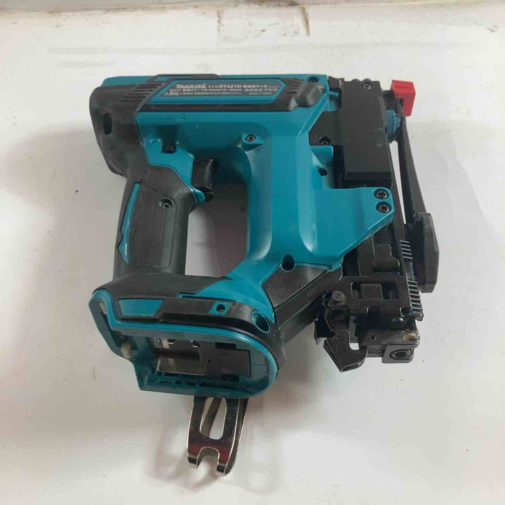 ★マキタ(makita) コードレスタッカー ST421DZK【川崎店】