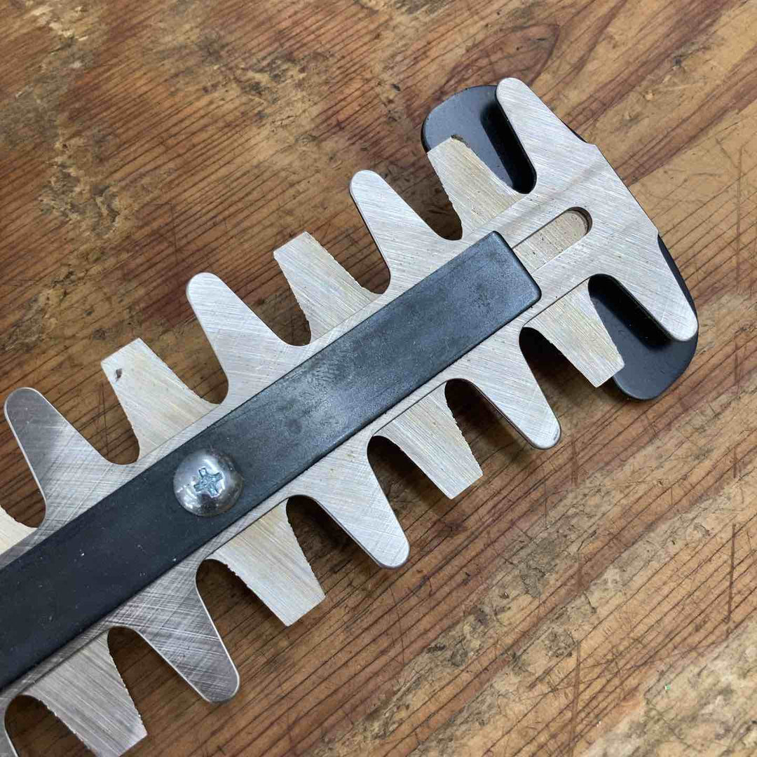 マキタ 生垣バリカン用替刃 特殊コーティング 刈込幅550mm A-51720【柏店】