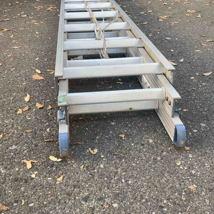 【店頭受取り限定】◇長谷川工業(ハセガワ/Hasegawa) 3連はしご HC3-2.0-80 (HC3-80)【所沢店】