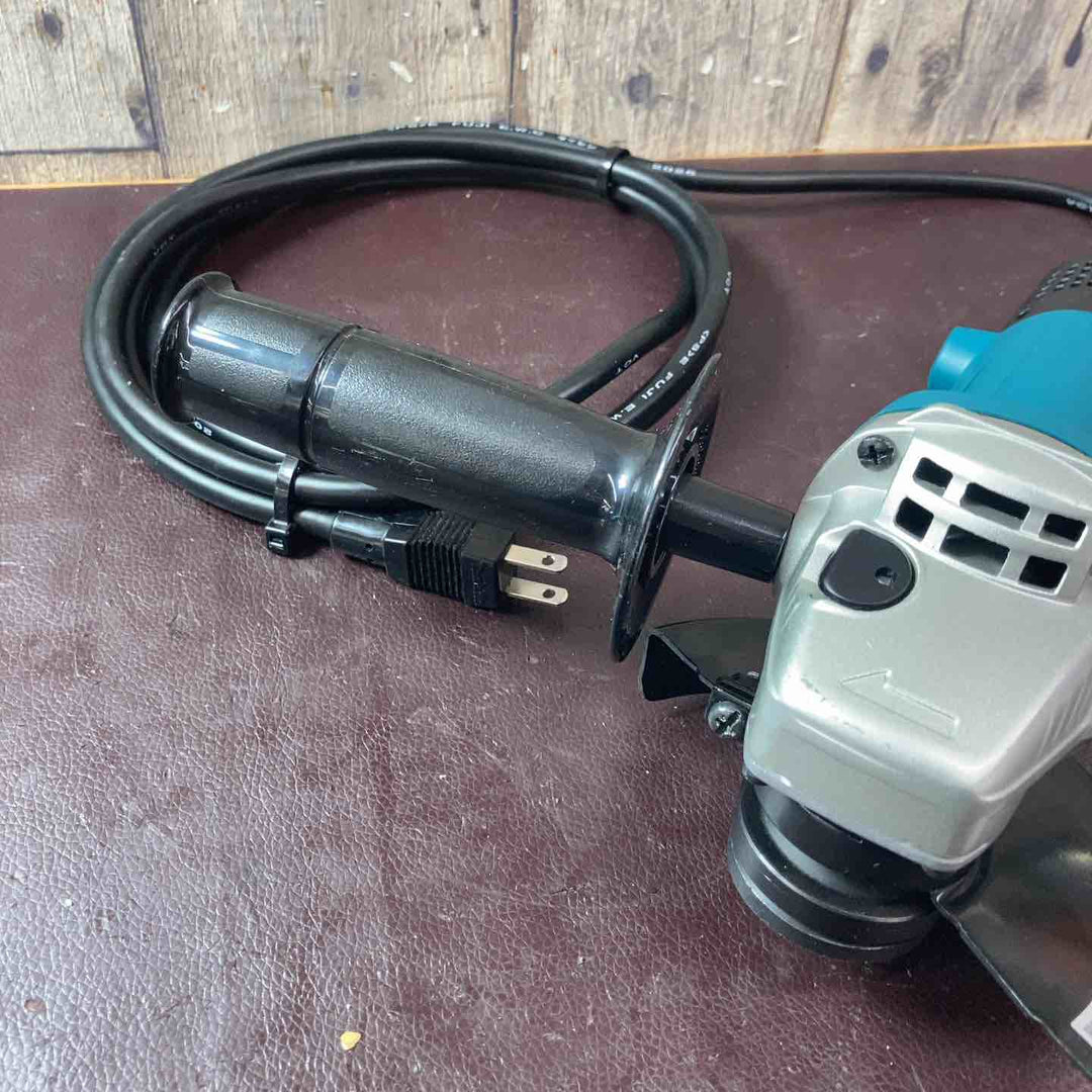 【中古品】☆マキタ(makita) 125mm ディスクグラインダ 9535B【東大和店】