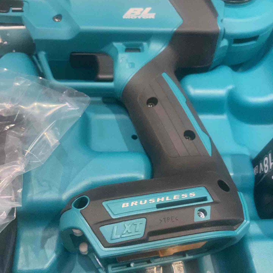 ★マキタ(makita) コードレス鉄筋結束機 リバータイア TR181DRGX【町田店】