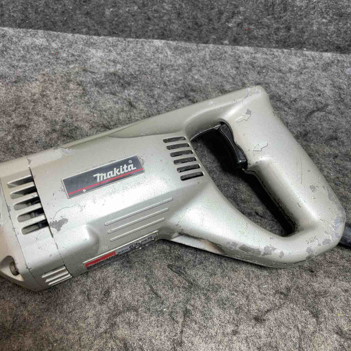 マキタ(makita) 電気ドリル 6304R【桶川店】