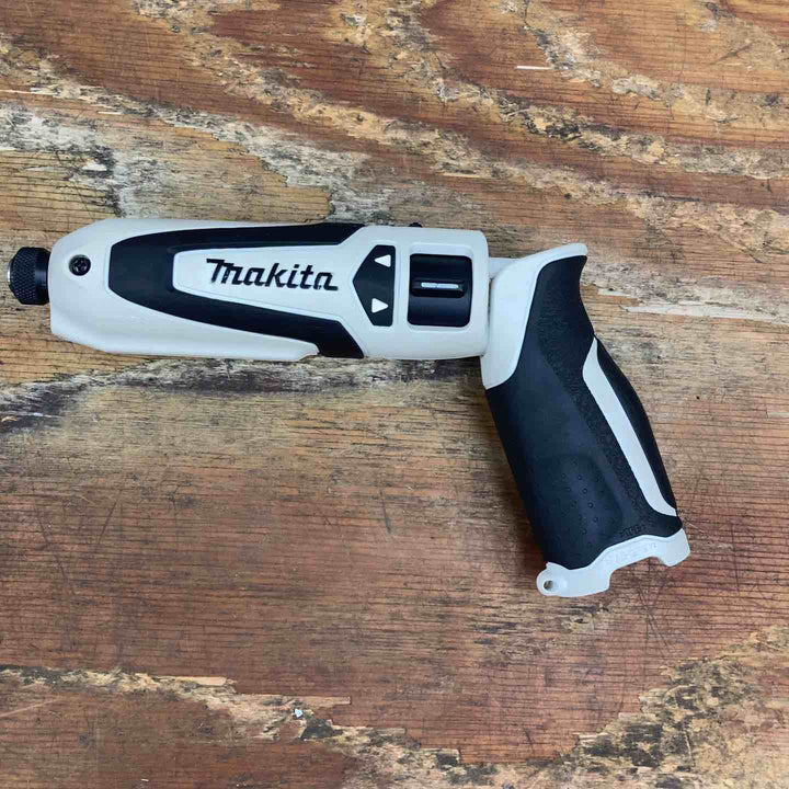 ☆マキタ(makita) コードレスペンインパクトドライバ TD021DSW【柏店】