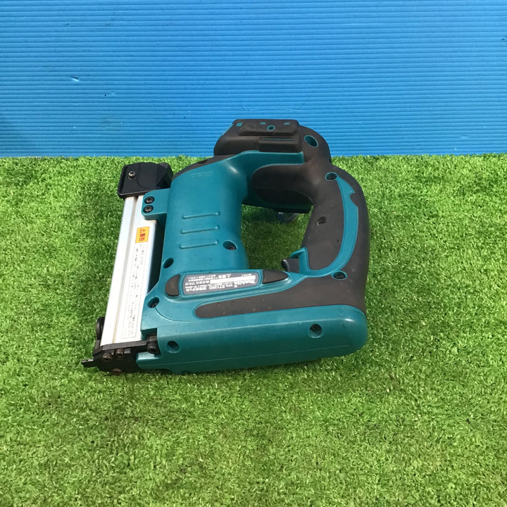 ◇マキタ(makita) コードレスタッカ ST120DZK【岩槻店】