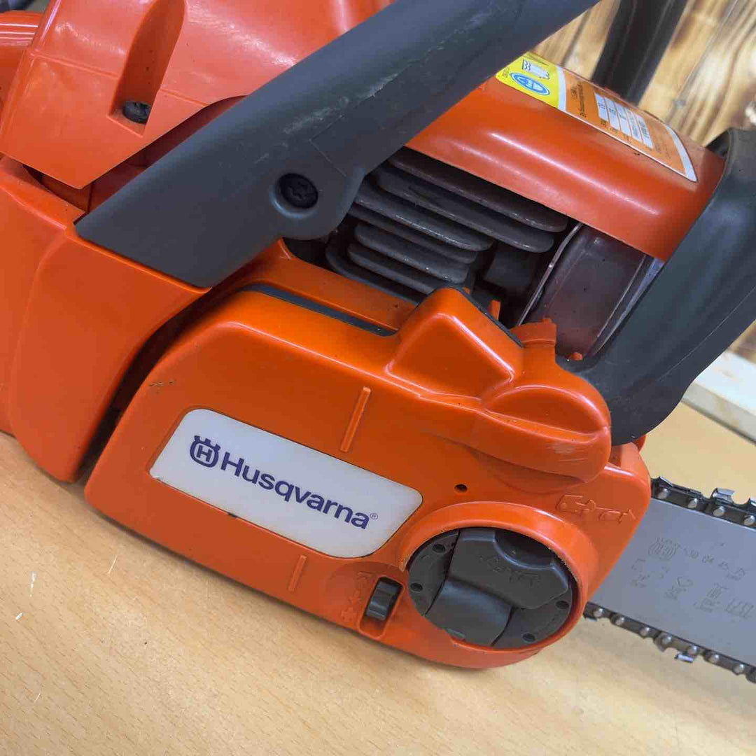 ◇ハスクバーナ(Husqvarna) エンジンチェーンソー 120e Mark II (mark2)【越谷店】