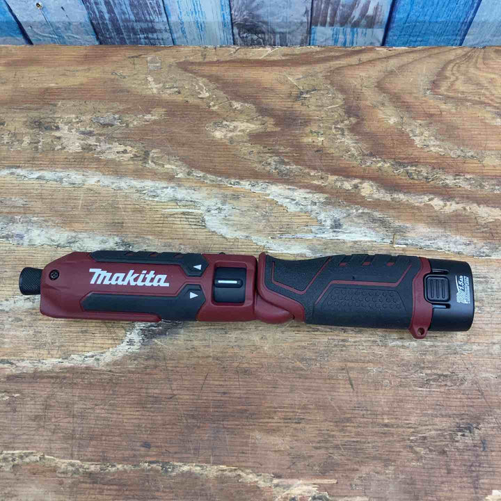★マキタ(makita) 7.2V コードレスペンインパクトドライバ TD023DHXAR【柏店】