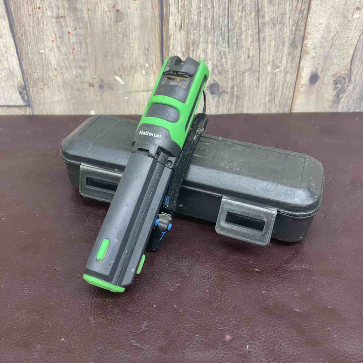 【中古品】 パナソニック(Panasonic) レーザー墨出し器 墨出し名人 十字・地墨 BTL1100G 【東大和店】