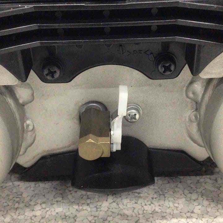 ★マキタ(makita) エアコンプレッサー AC461XB【八潮店】