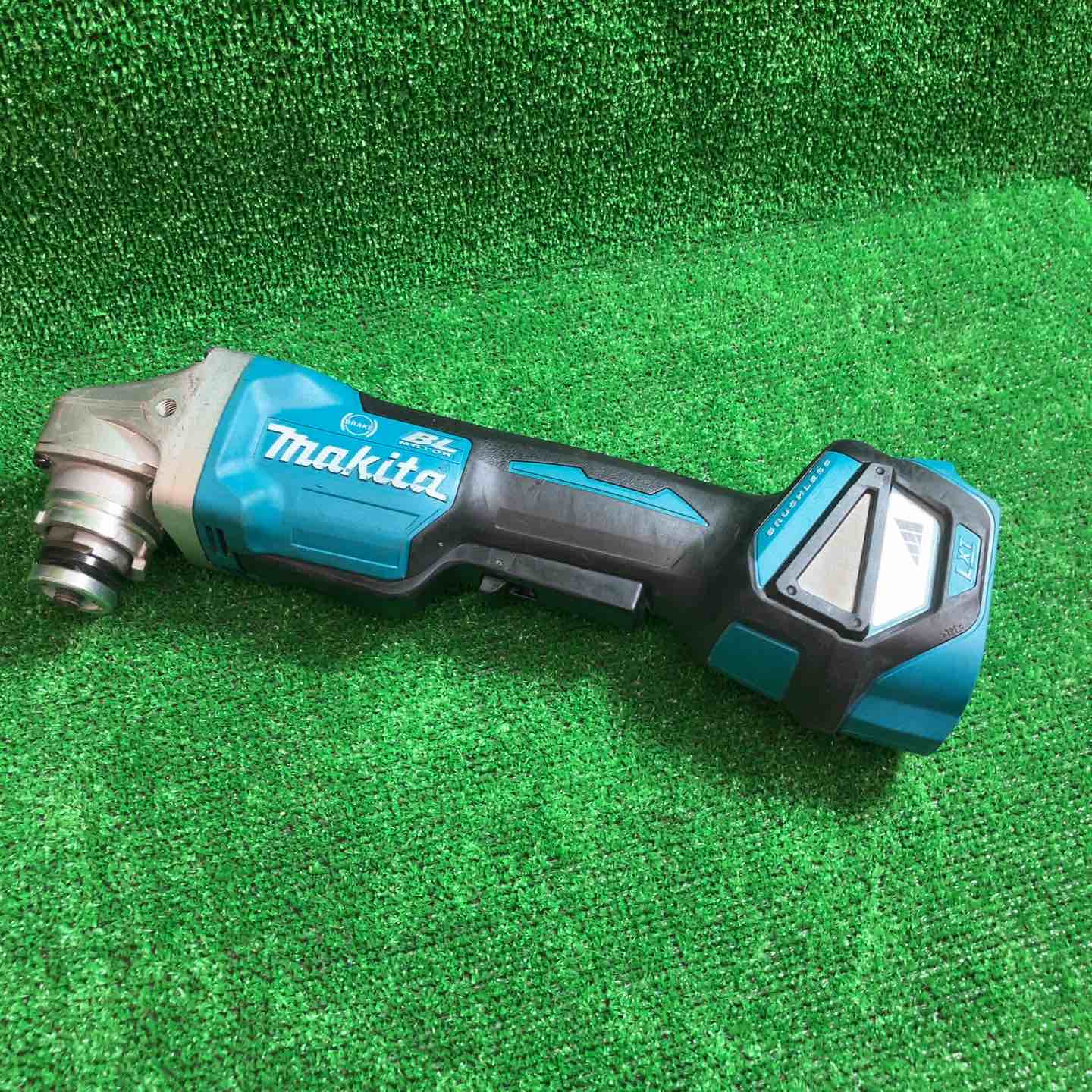 マキタ(makita) 100mmコードレスディスクグラインダ GA418DZ 動作確認