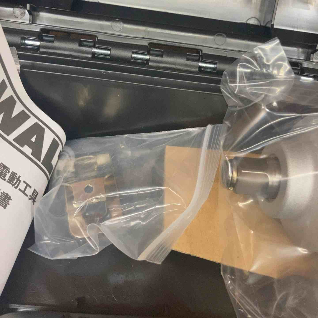 ◇デウォルト(DEWALT) コードレスインパクトレンチ DCF891P2T ケース(18V5.0Ahバッテリー*2、充電器)【所沢店】