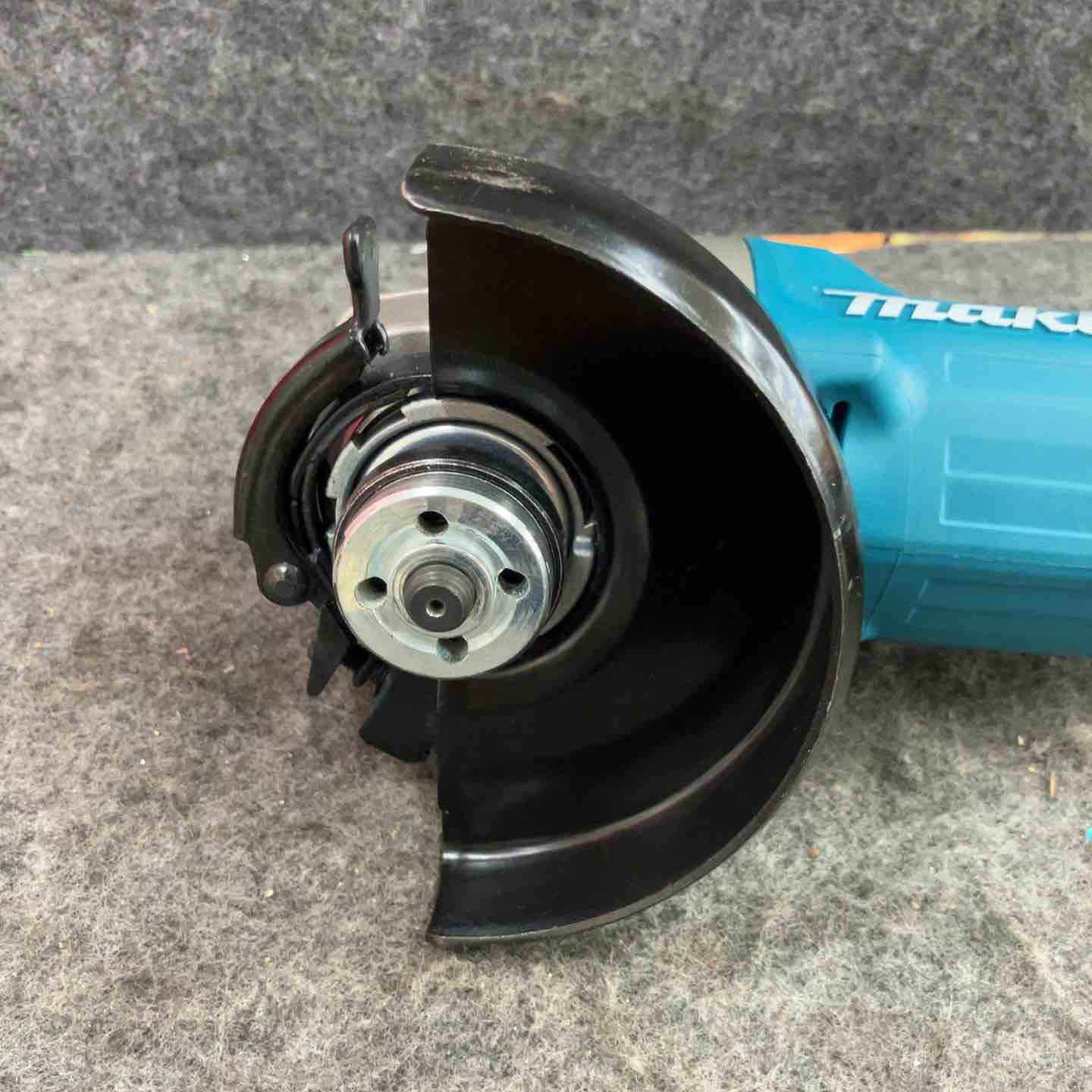 ☆マキタ(makita) 100mmコードレスディスクグラインダ GA412DZ【鴻巣店