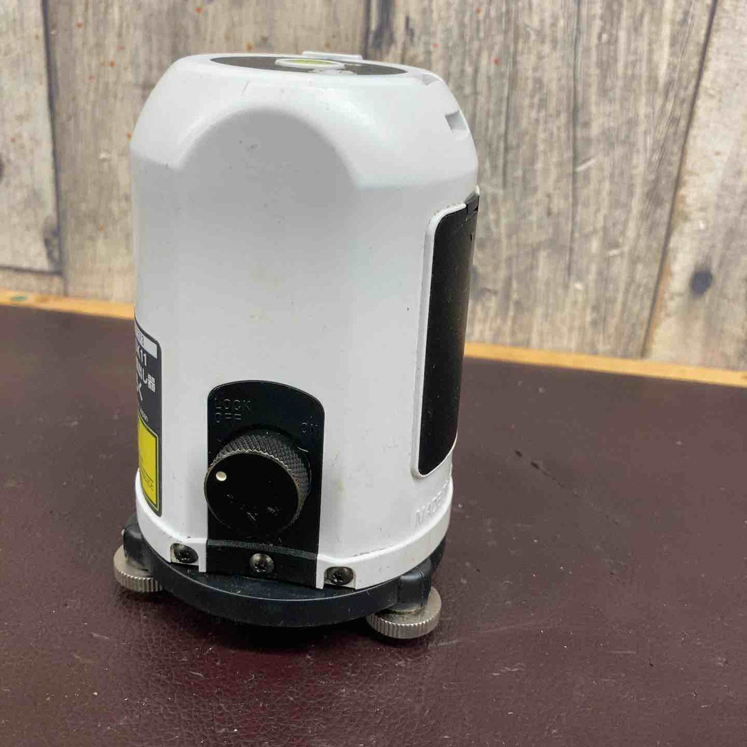 【中古品】 マキタ(makita) レーザー墨出し器 SK11 【東大和店】