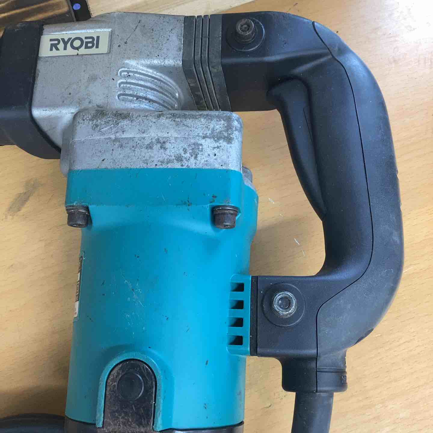 ◇リョービ(RYOBI) コンクリートハンマ CH-462【越谷店