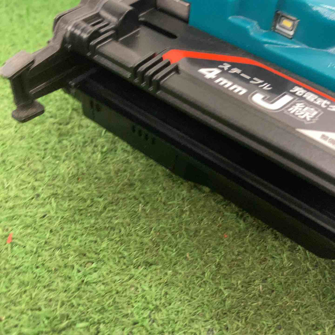 ◇マキタ(makita) コードレスタッカー ST421DZ【町田店】