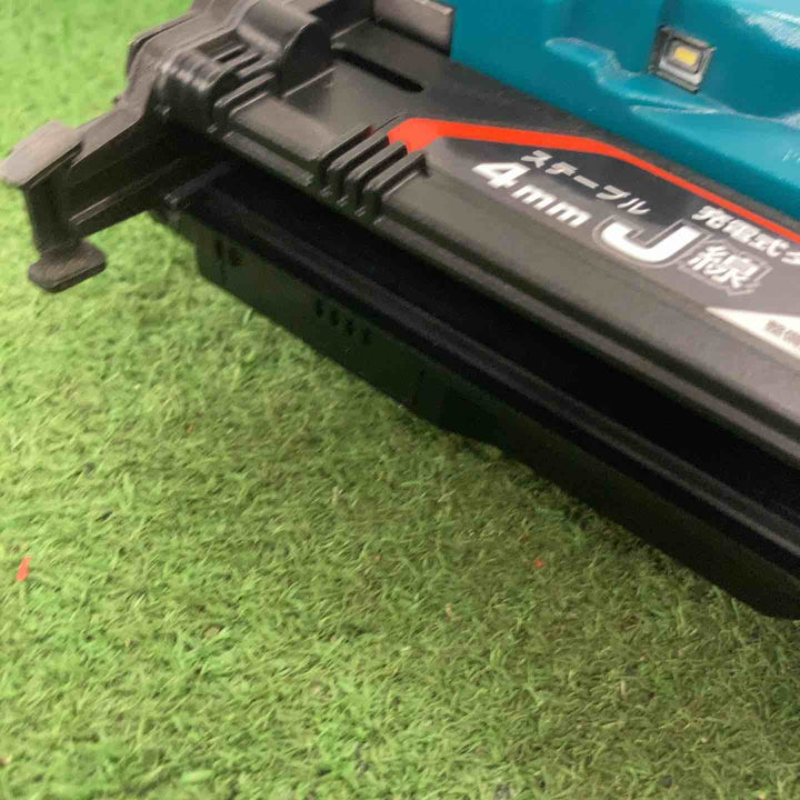 ◇マキタ(makita) コードレスタッカー ST421DZ【町田店】