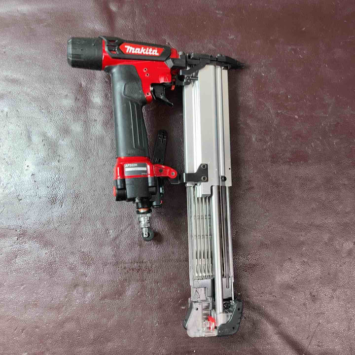 【中古品】マキタ(makita) 高圧フィニッシュネイラ AF552H【東大和店】