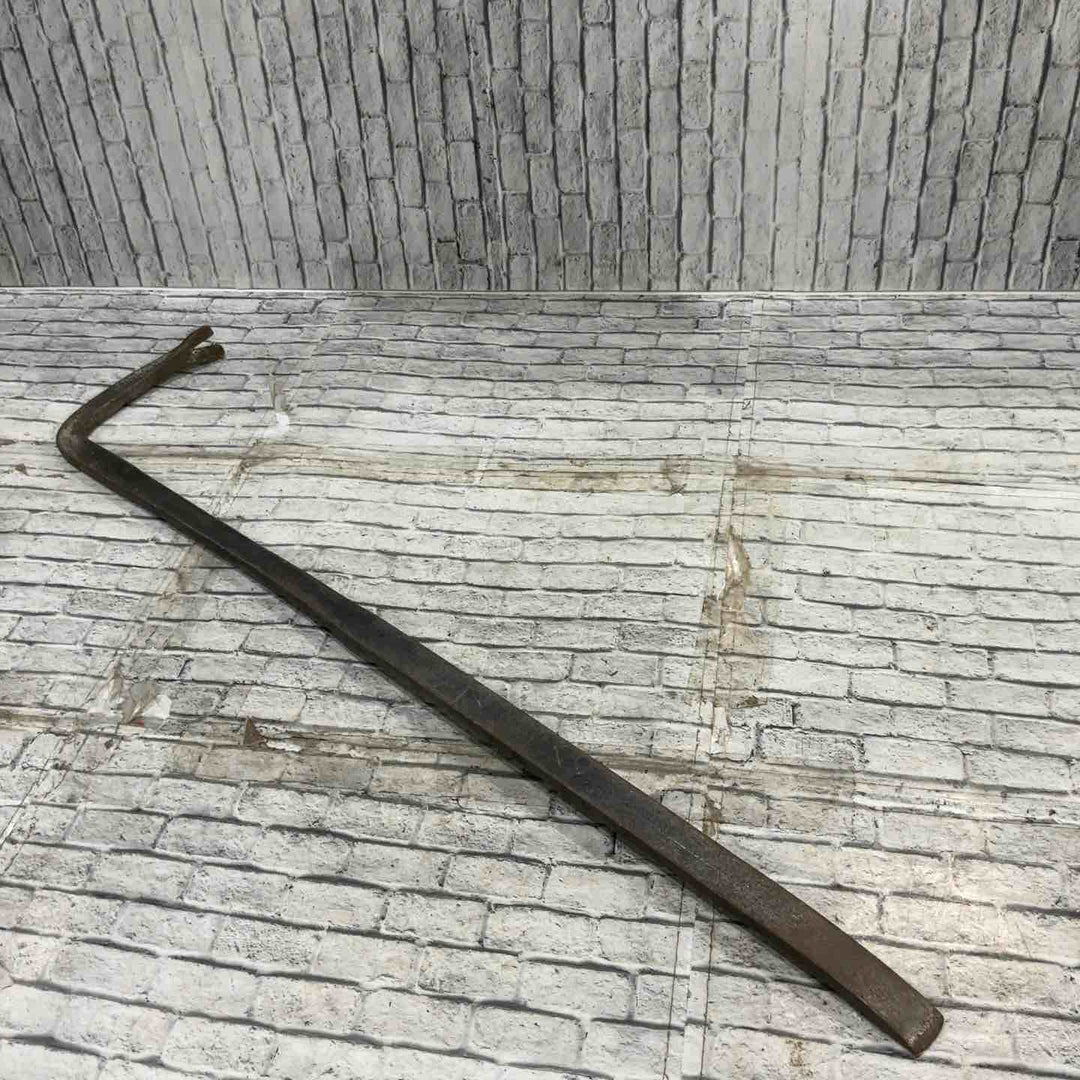 かじ寅 バール 全長約860mm 本体に名前の刻印があります。必ずご確認ください。 【川口店】