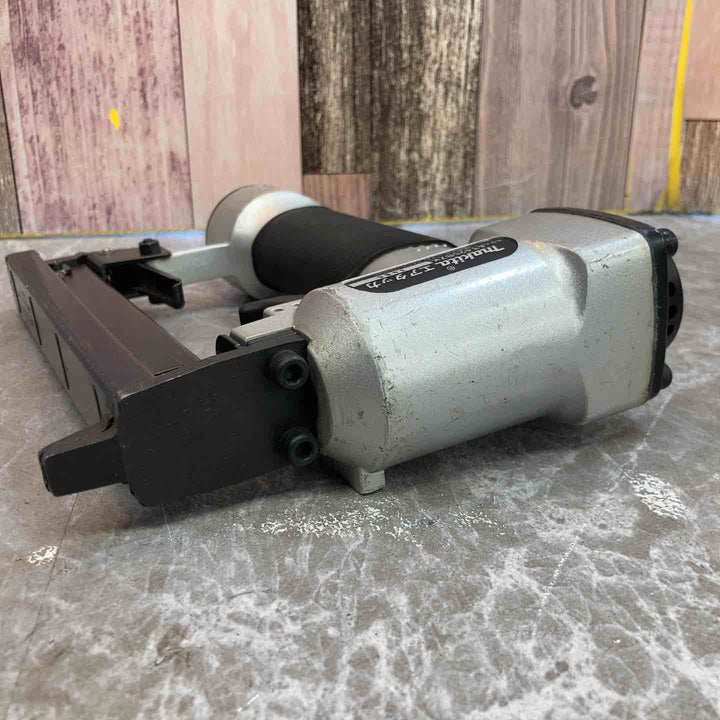 【中古品】★マキタ(makita) 4mm常圧エアタッカ AT425BZK【八潮店】