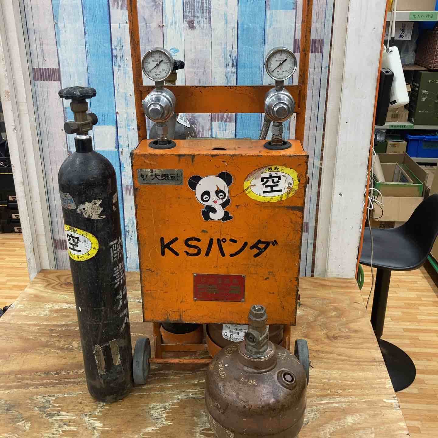 中古品】 マキタ(makita) コードレス震動ドライバドリル HP454DRFX