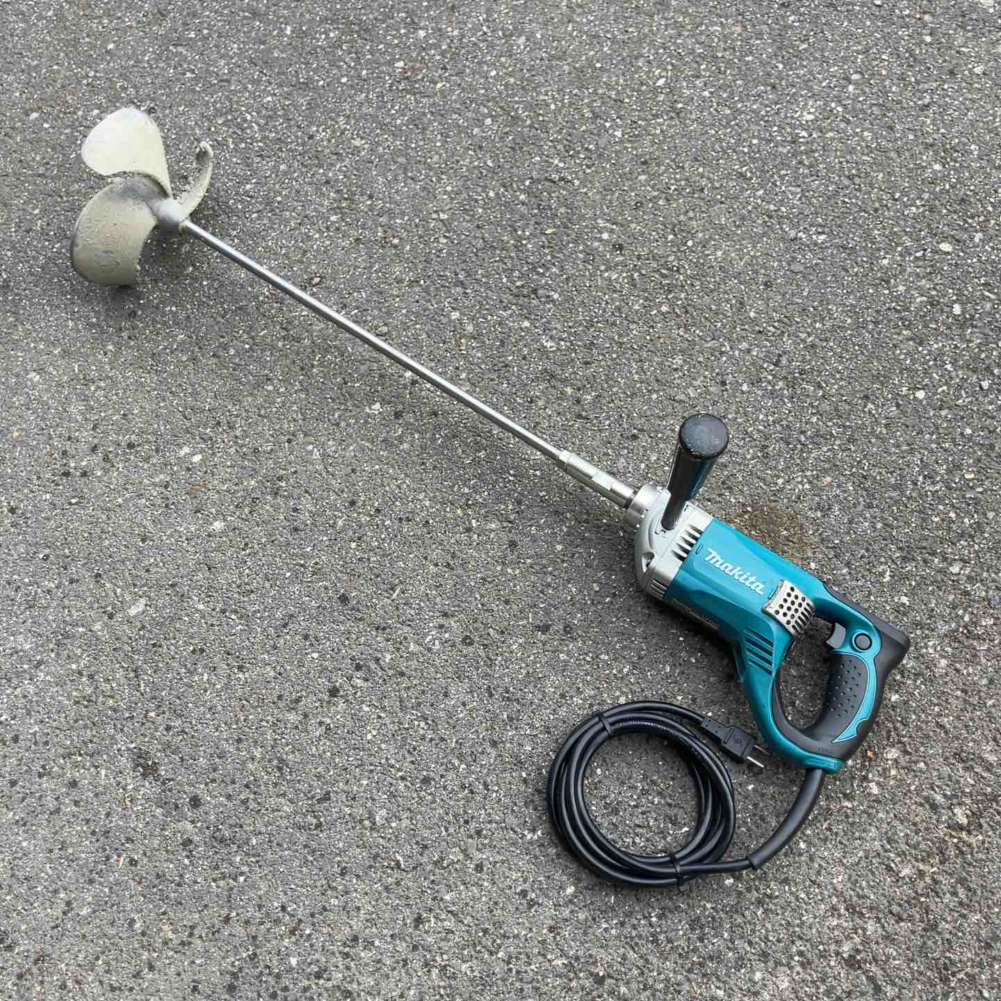 マキタ かくはん機 UT1305 中古品