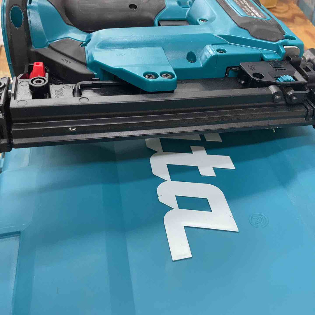 ★マキタ(makita) コードレスフィニッシュネイラ FN350DZK【柏店】