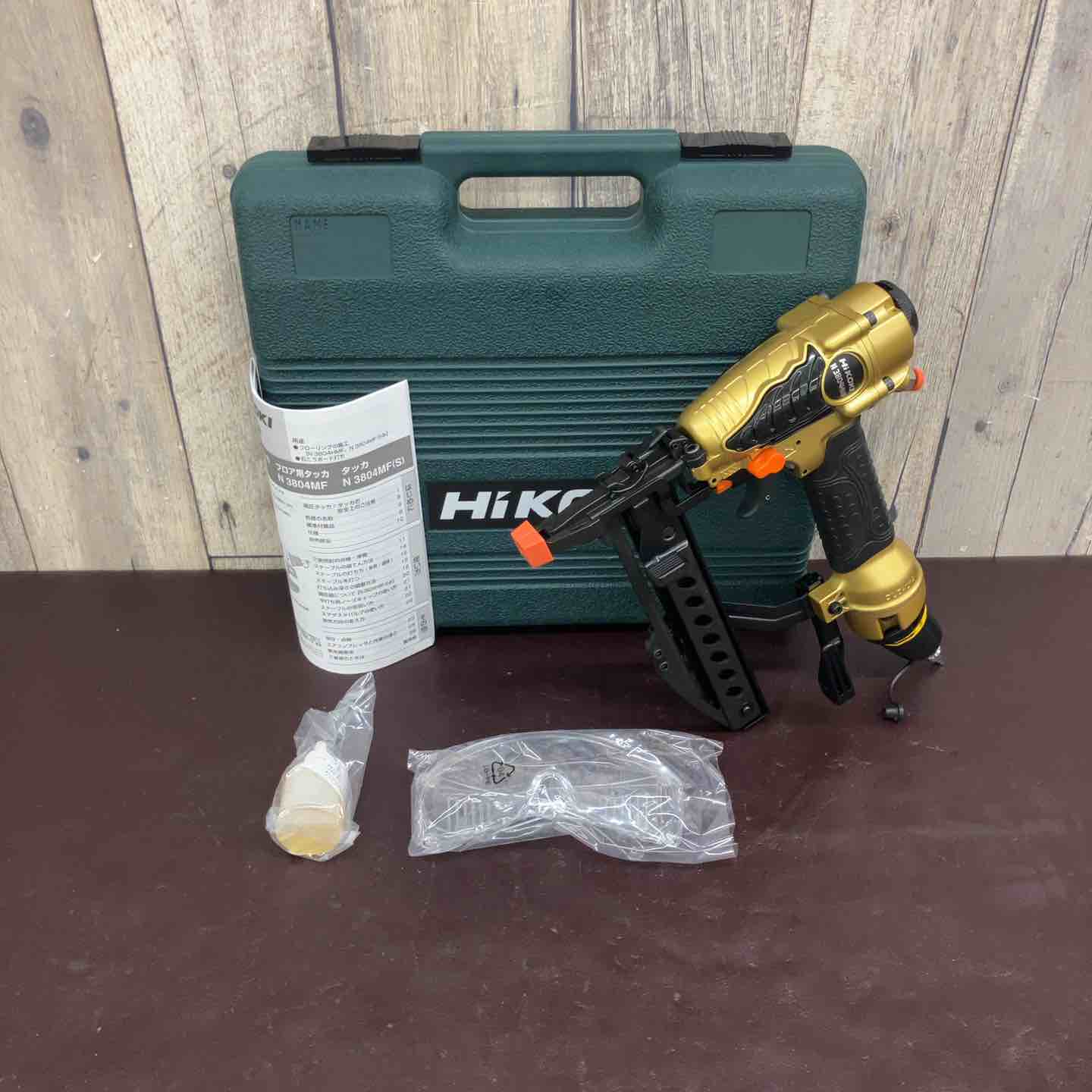 日立工機 N3804HMF 高圧フロアタッカ【野田愛宕店】【店頭取引限定】【中古】管理番号：IT098CCXO09F 中古品】 ハイコーキ(HIKOKI ※旧:日立工機) 高圧フロアタッカ N3804HMF