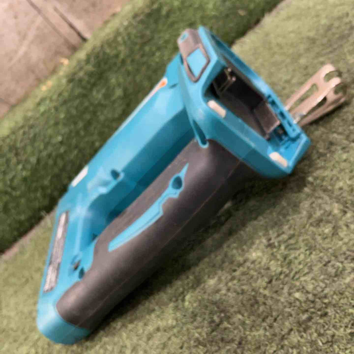 ◇マキタ 充電式タッカー ST312DZ 18V 動作確認済【川口店】