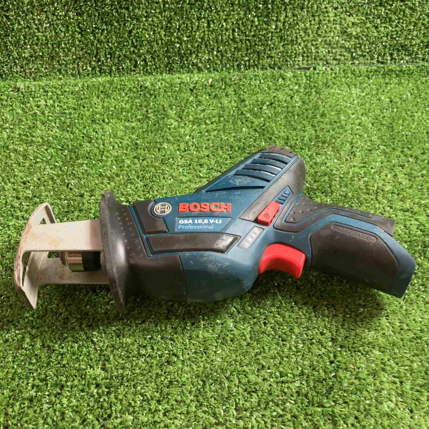 ◇ボッシュ(BOSCH) 10.8V コードレスセーバーソー GSA10.8V-LI【川崎店