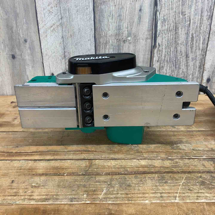 マキタ(makita) 電動カンナ M194 【東大和店】