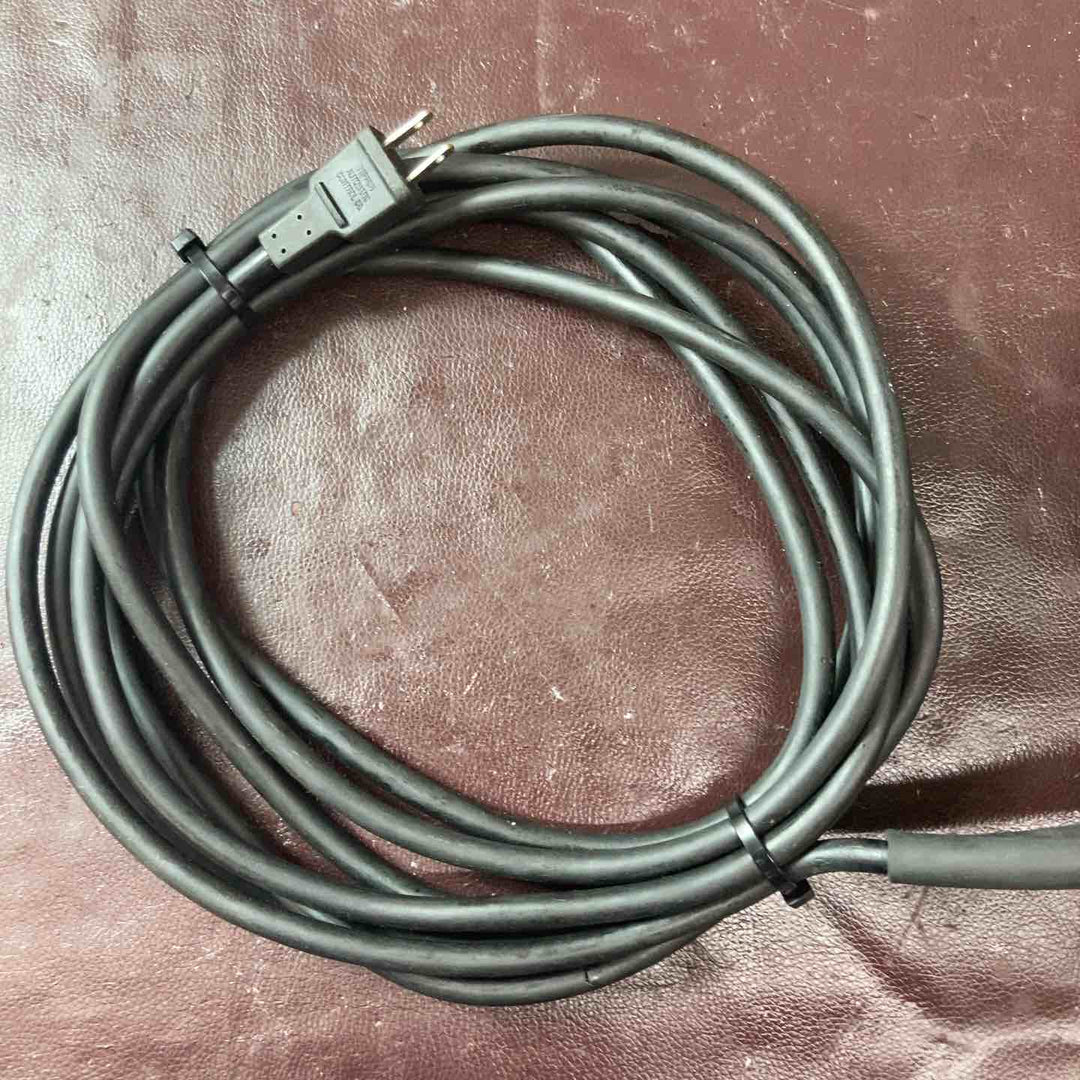 【中古品】★マキタ(makita) 電動ハンマ HM0830 ブルポイント付属【東大和店】
