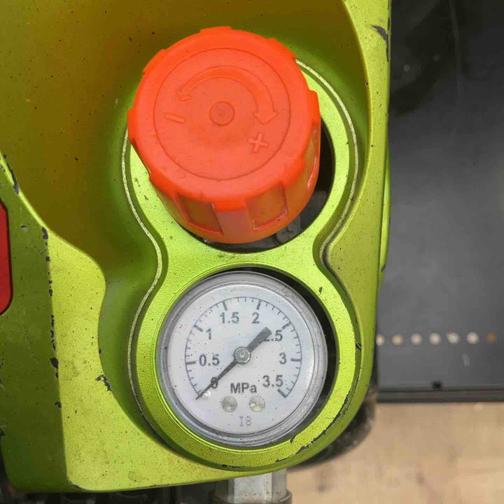 ◇マックス(MAX) 常圧/高圧エアコンプレッサー AK-HL1270E2 ブライトグリーン【川越店】